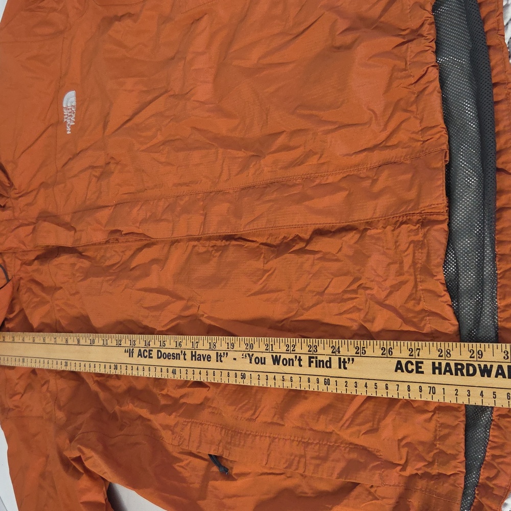 The North Face Mesh Detail Hyvent Rain Jacket - Picture 5 of 17
